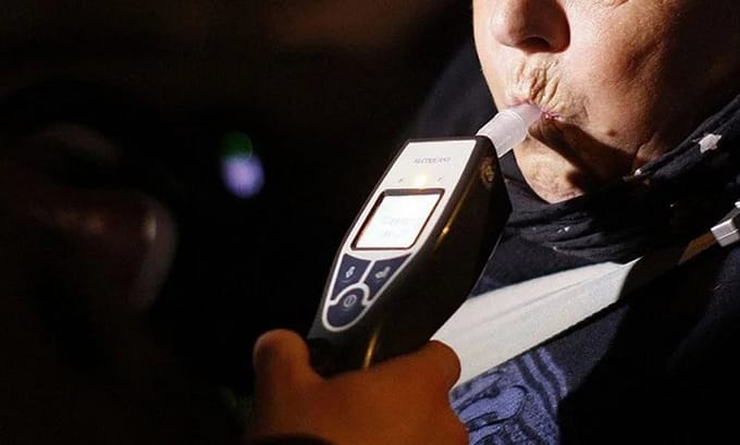 U Sarajevu zabilježeno 16 pijanih vozača, policija privremeno obustavila rad